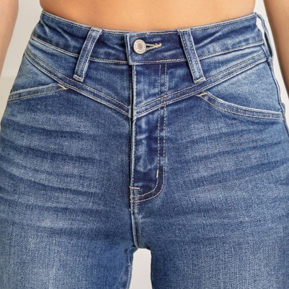 NEW KanCan Ashton Super High Rise Front Yoke Bell Bottom Flare Jeans Medium Wash - Picture 6 of 12